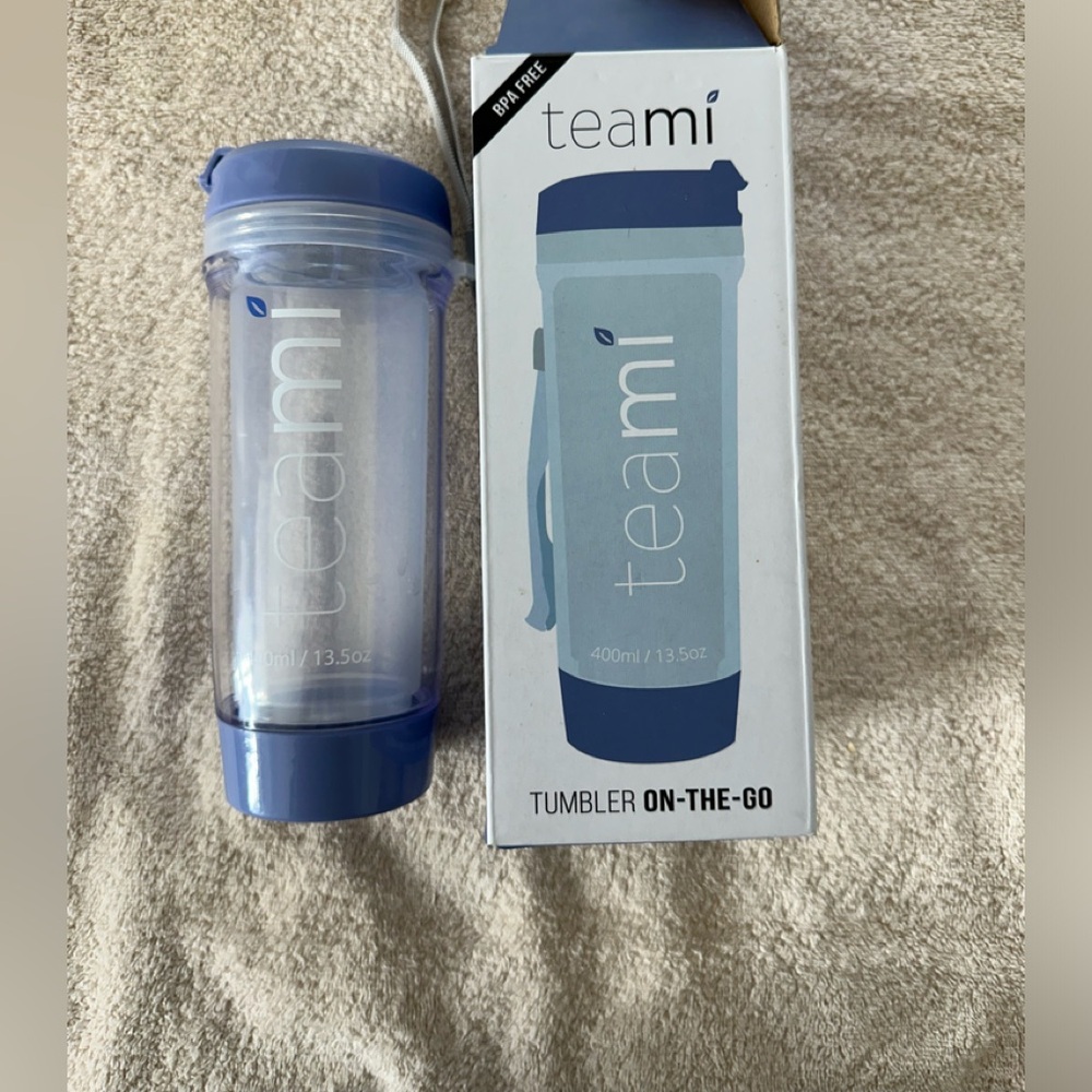 Teami on the go tumbler. New. Periwinkle color